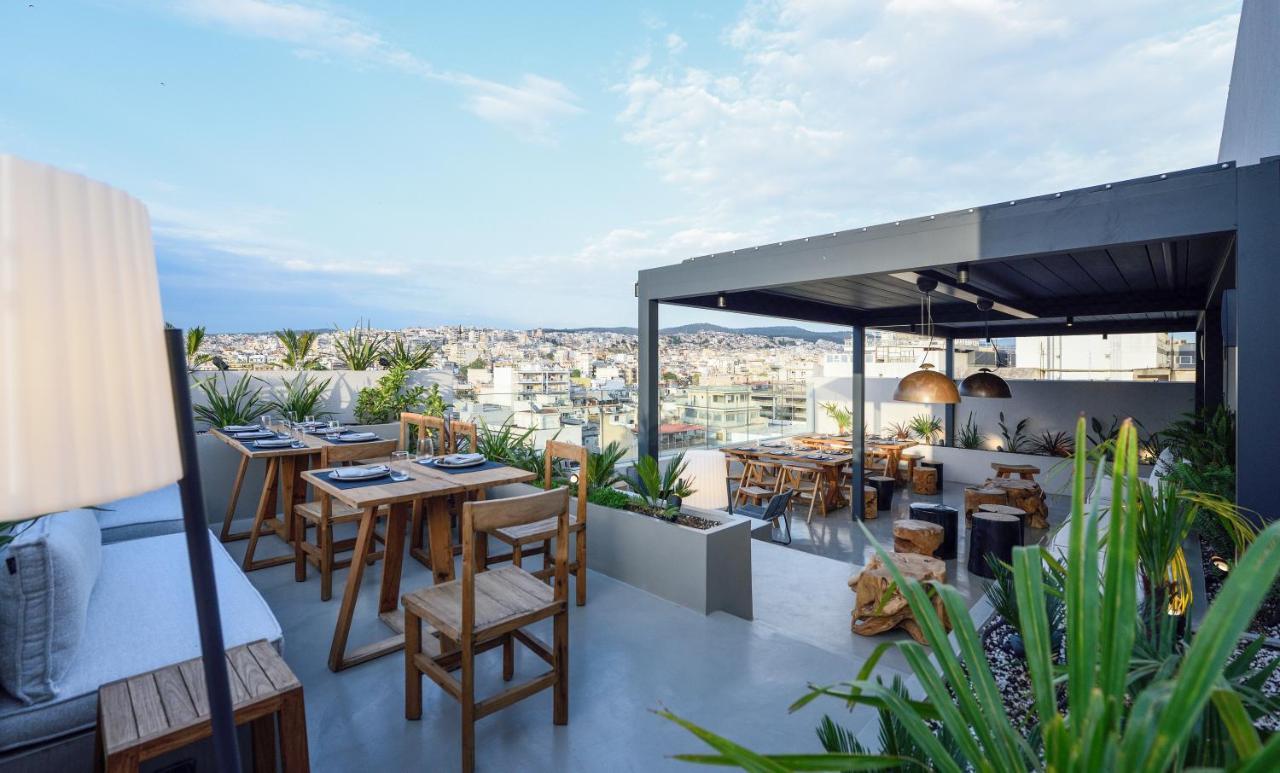 Onoma Hotel Tessalónica Exterior foto Rooftop bar in Athens