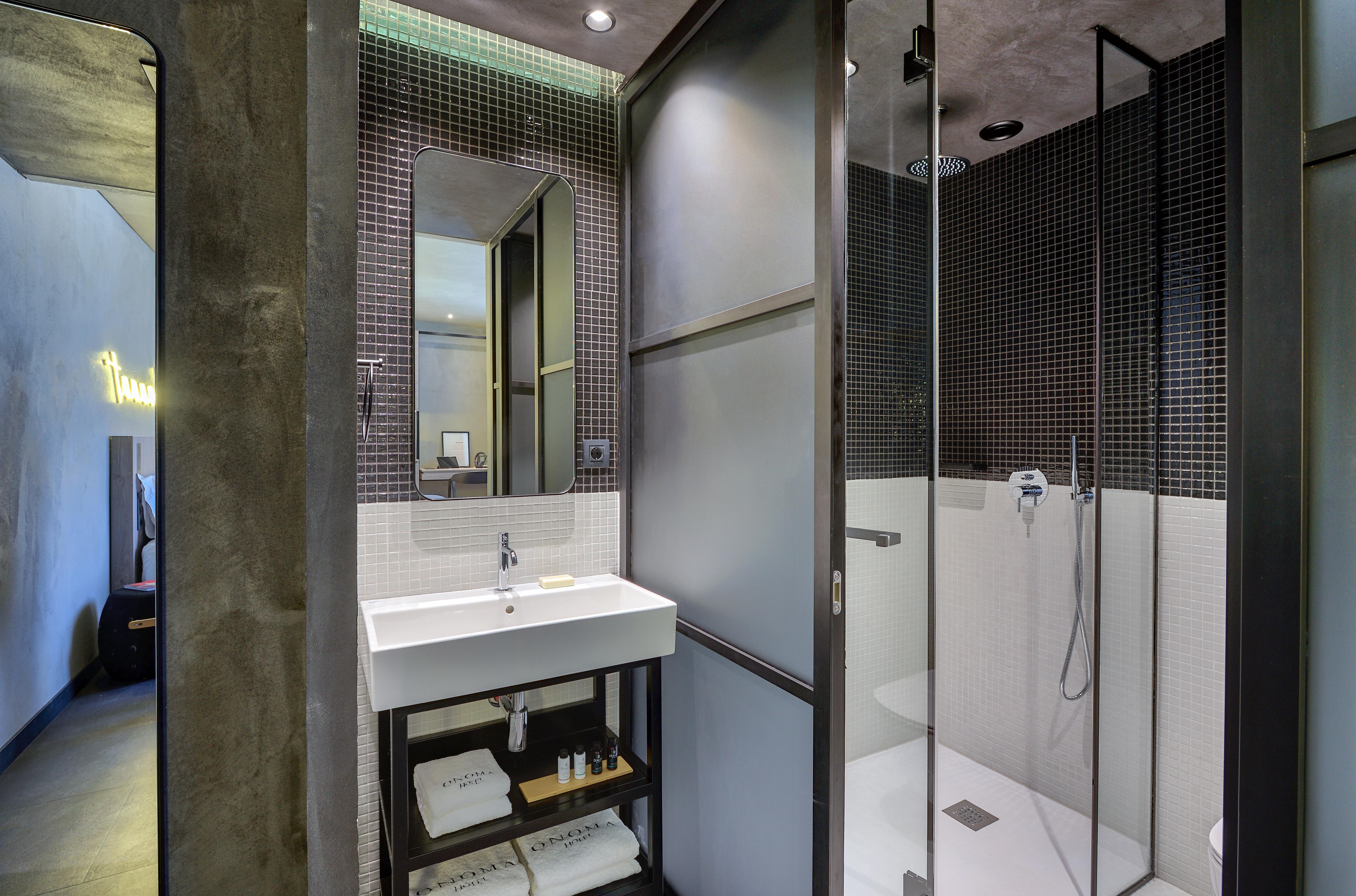 Onoma Hotel Tessalónica Exterior foto Bathroom