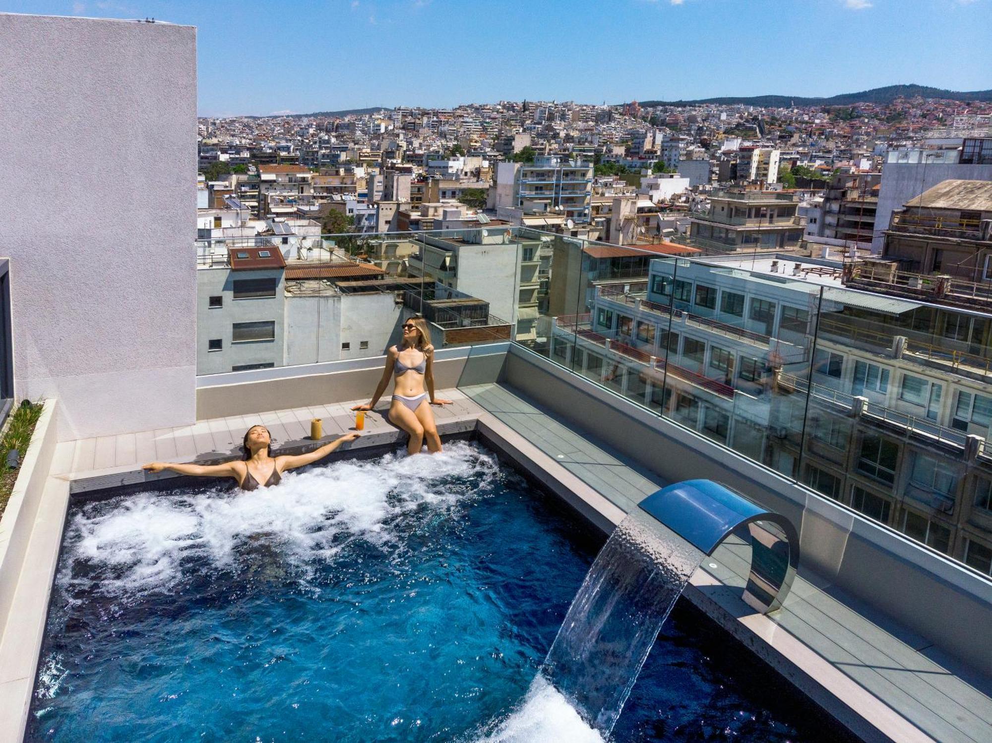 Onoma Hotel Tessalónica Exterior foto Rooftop pool at the Hilton Athens